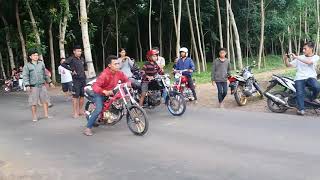 LUCU!!!balap liar kepergok polisi😂😂