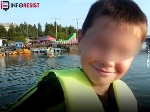 Девятиклассник в России напал с топором на учеников и учительницу