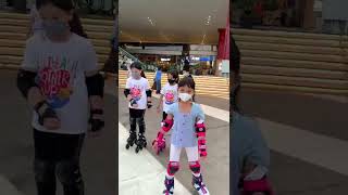 Aku Sama Teman2 Nihrolling Santai Pakai Sepatu Roda inlineskate shorts olahraga