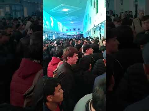 аэропорт Таджикистан люди