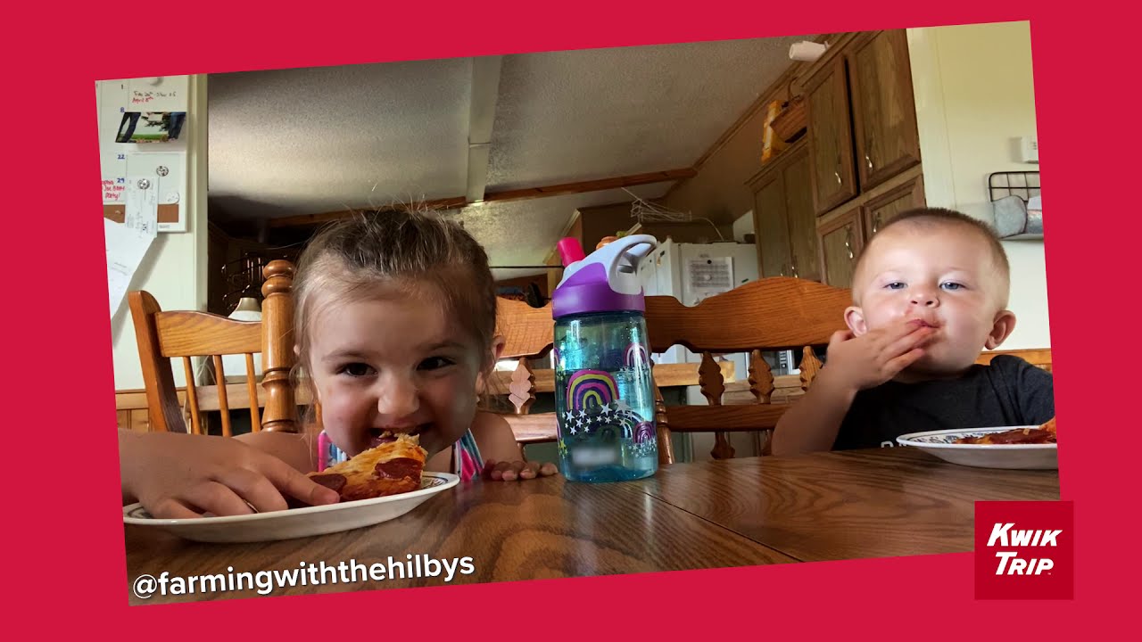 Kwik Trip Pothole Pizza Taste Test YouTube