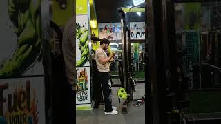 bicep 💪#reels #trending #gym #explore #viral #vlog #minivlog #youtubeshorts #youtube #shorts