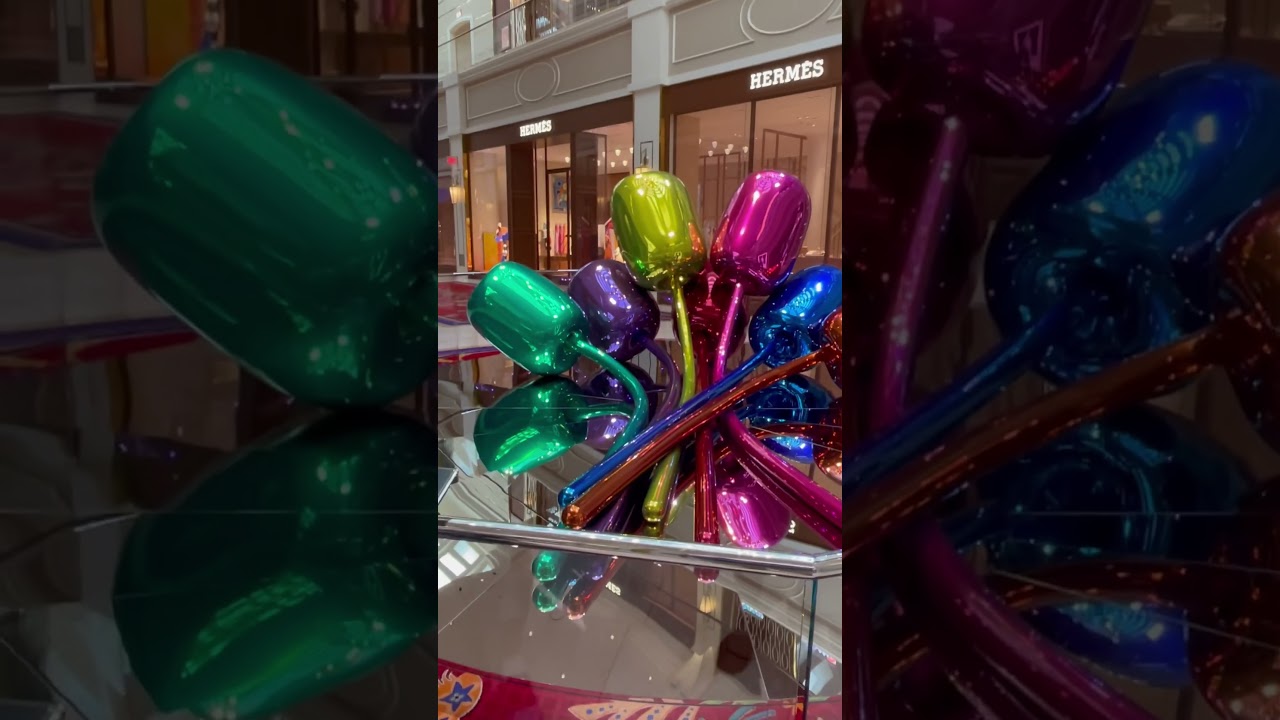 Barbara Lechner observing the “Tulips “ sculpture at the Wynn Las Vegas