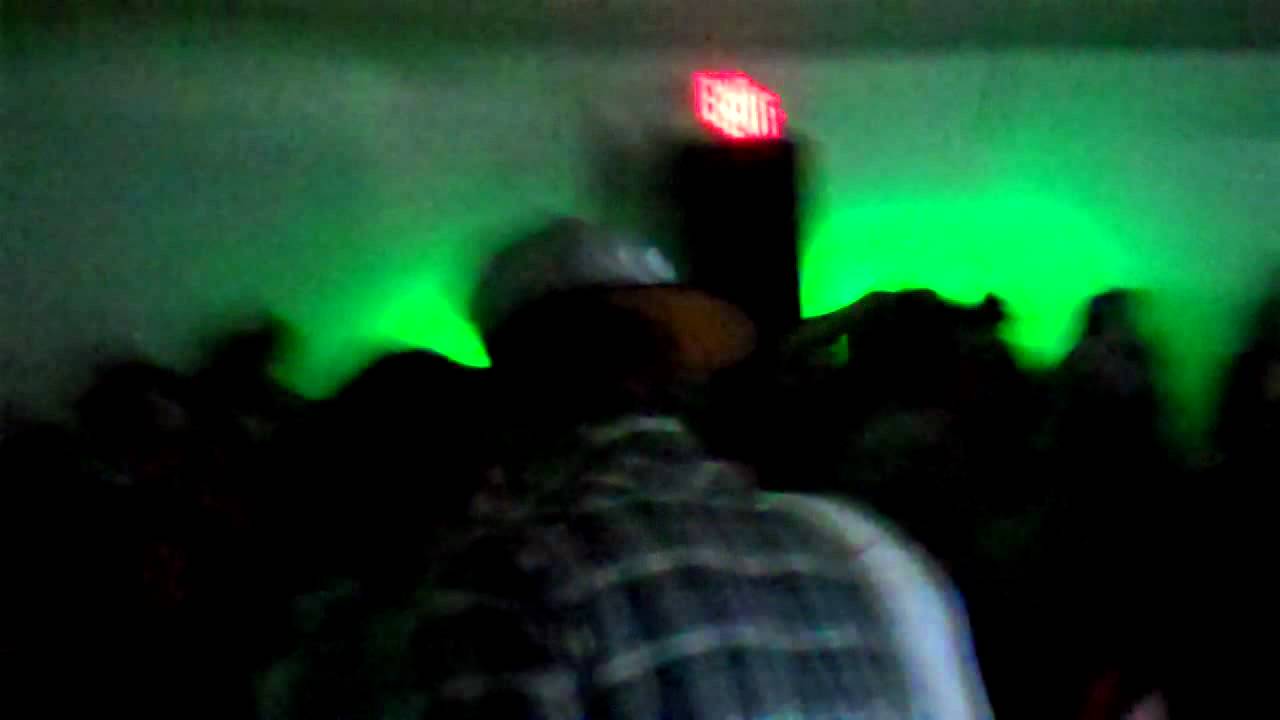 Aaron Axelsen -"Bulls on Parade" @ OLF 2011