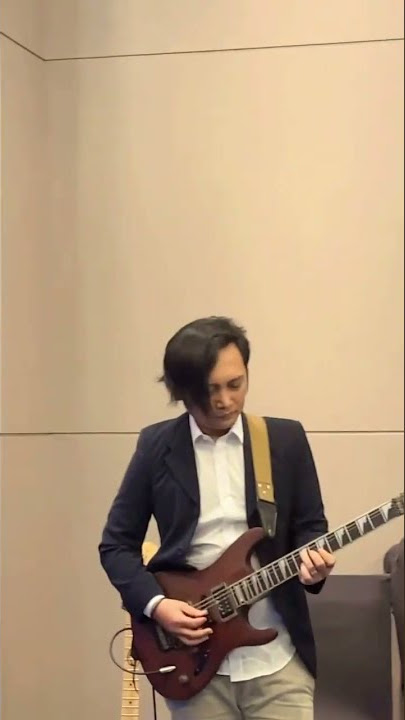 LIVE PERFORMANCE! PUPUT NOVEL ft JAKSOULID #thebeatles #ohdarling #livemusic #oldsong
