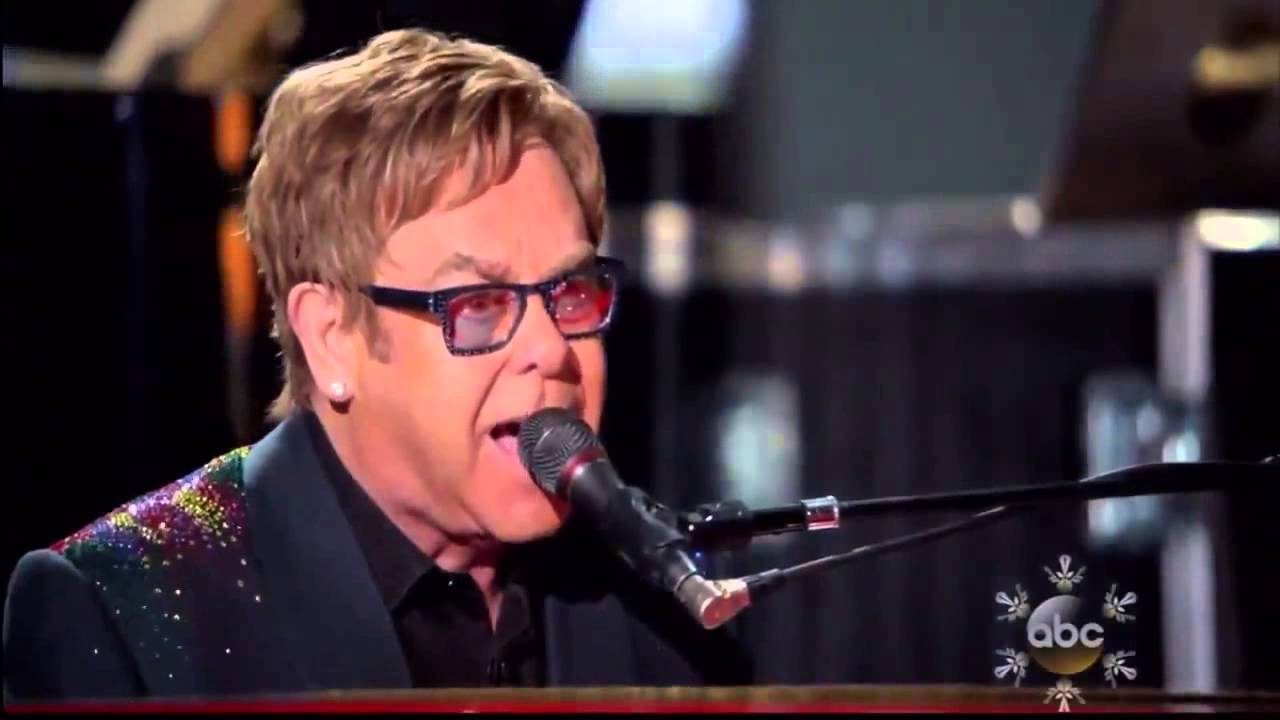 Lady Gaga ARTPOP feat. Elton John 'Lady Gaga & the Muppets' Holiday