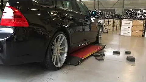 Japan Racing JR21 9.5J ET35