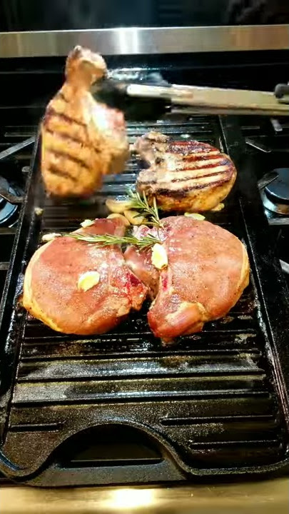 Cast Iron Reversible Grill Griddle Pan Hamburger Steak Stove Top