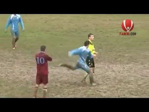 ფეხბურთელმა მსაჯს წითელი ბარათი არ აპატია