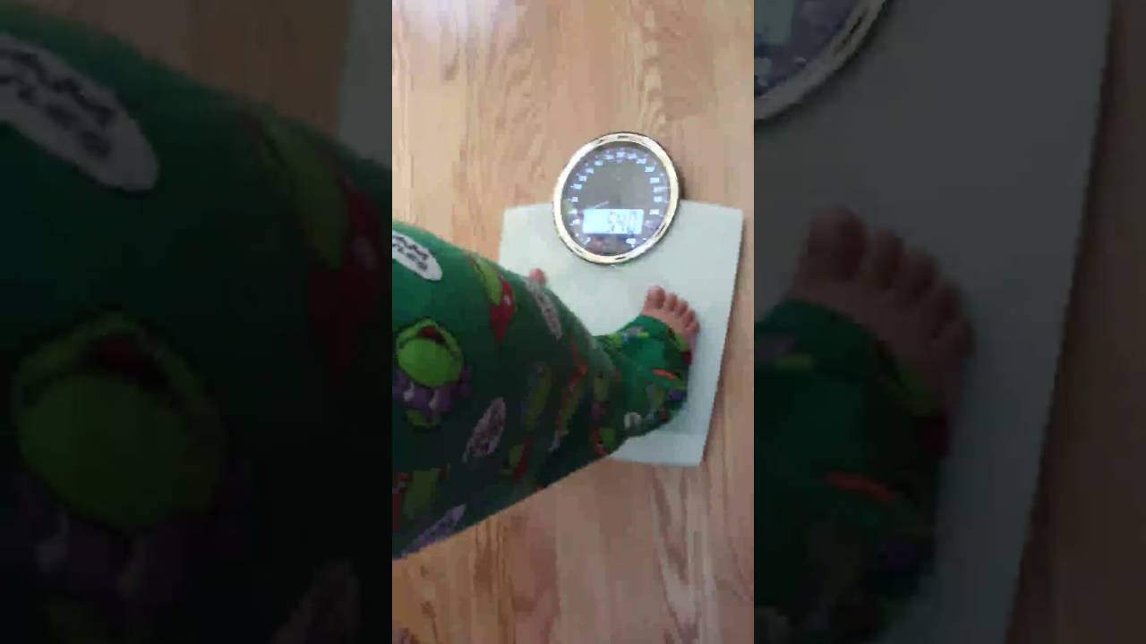 Ozeri ZB19 W Rev Digital Bathroom Scale, Simple and easy to read