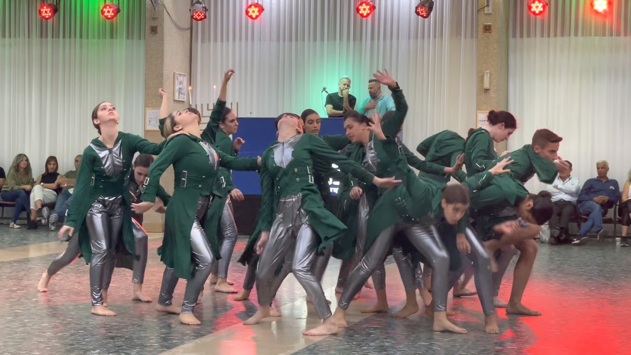 עבד של הזמן- להקת צבעי מחול. מתוך ההרקדה של ירון כרמל , חנוכה 2021