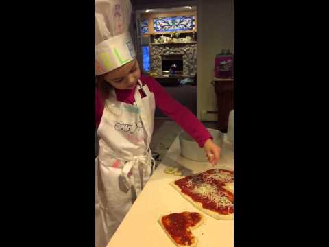 How to make a heart shaped pizza