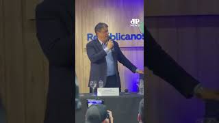 “Turma de lá está preocupada porque o Titanic está fundando”, diz Tarcísio sobre 2° turno #Shorts