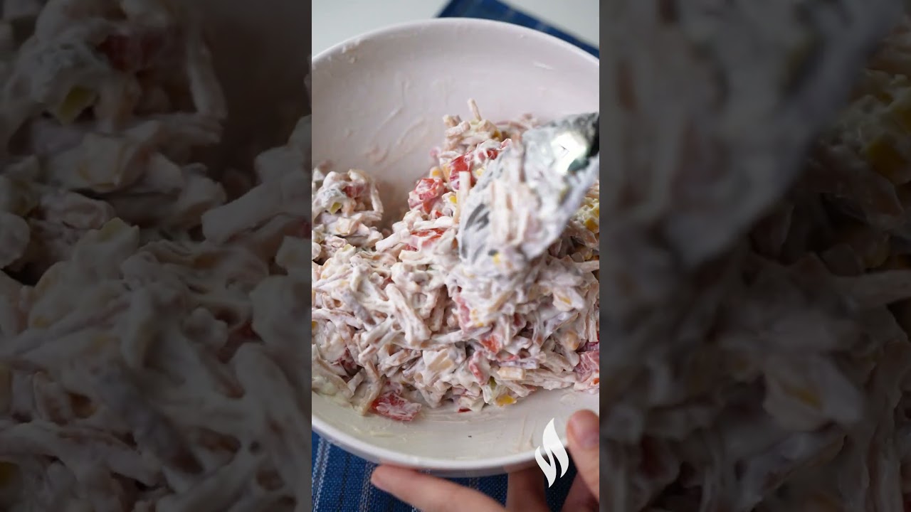 Yoğurtlu Erişte Salatası Tarifi 😍😋 Nefis Yemek Tarifleri #shorts #nefisyemektarifleri Yoğurtlu Erişte Salatası Tarifi 😍😋 Nefis Yemek Tarifleri #shorts #nefisyemektarifleri