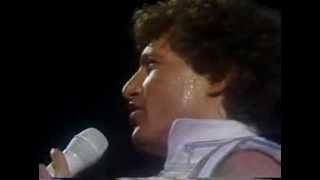 Andy Gibb - Words -  Live In Chile 1984 chords