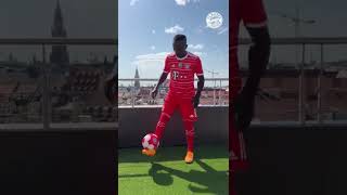 Sadio Mané shows his skills in the FC Bayern jersey #shorts #football #sadiomane Net Worth
