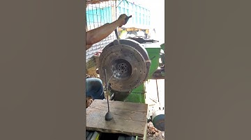 Neutral setting on lathe #engineering #lathe #automobile #engineering #tools #repairing #shortsfeed