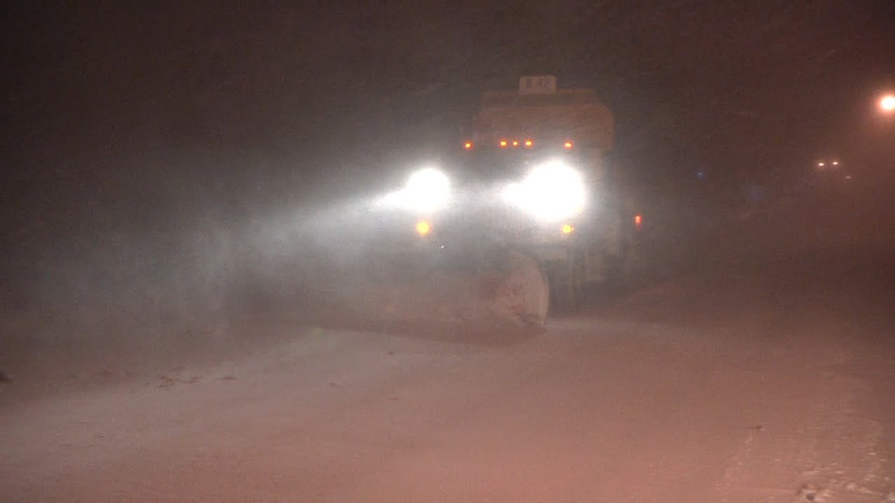 INTENSE snow squall roars through New Baden, IL, February 18, 2015