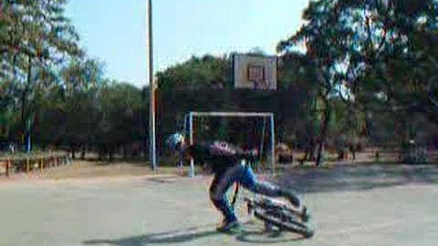 BiKeTrIaLs In ThE hOuSe (FABIO DIAZ)