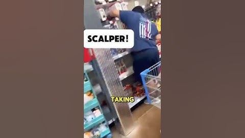 Guy STEALS pokemon scalpers CART? 😂 #pokemon #pokemoncards #shorts
