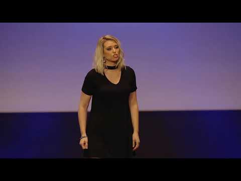 ES DE RISA -  Raquel Sastre se venga en nombre de Murcia