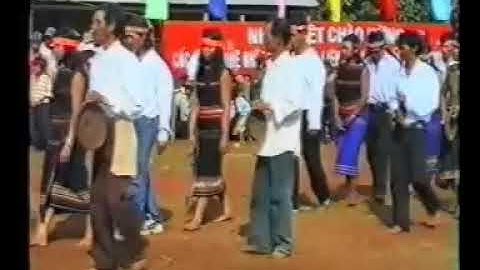 Hội công chiêng đâm trầu.tai xa adok huyen dakdoa gialai