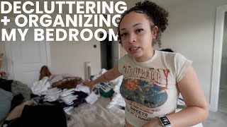 vlog: decluttering and organizing my bedroom + closet *satisfying*