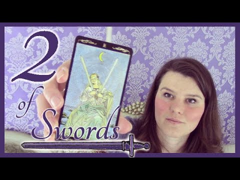 فيديو: صفحة Swords Tarot Card وأهميتها في العلاقات والحب والعمل