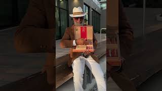 Maduro Aficionado and The La Aurora 107 Zeppelin