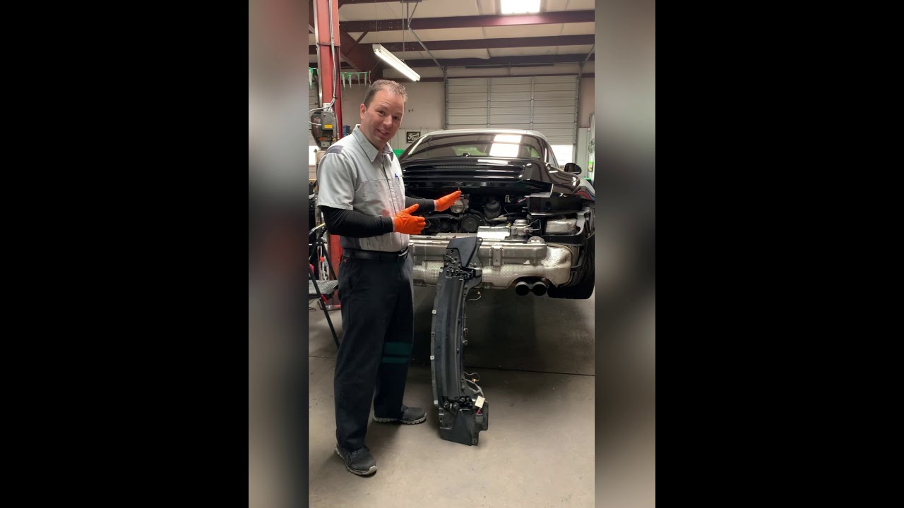 Диагностика заднего спойлера Porsche 911 (991)