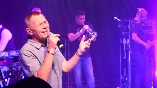 UB40 - Blue eyes crying in the rain/MIdnight Rider - Markthalle, Hamburg, 15.10.2019