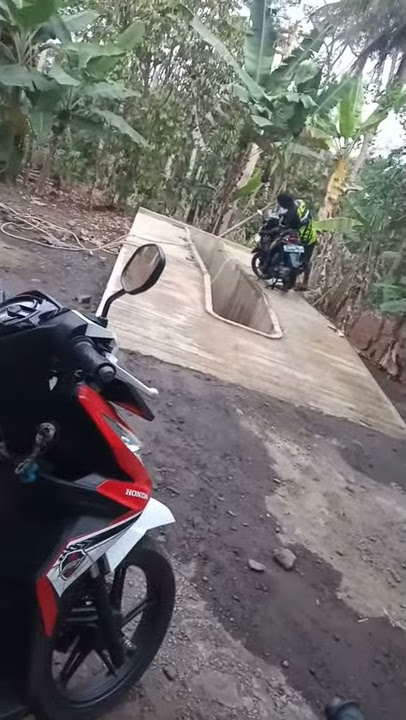 Lagi nyuci