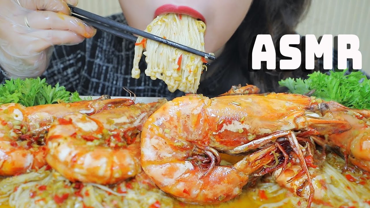 ASMR GIANT TIGER PRAWNS STIR FRIED WITH HOT SPICY SAUCE AND ENOKI MUSHROOM,EATING SOUNDS | LINH-ASMR