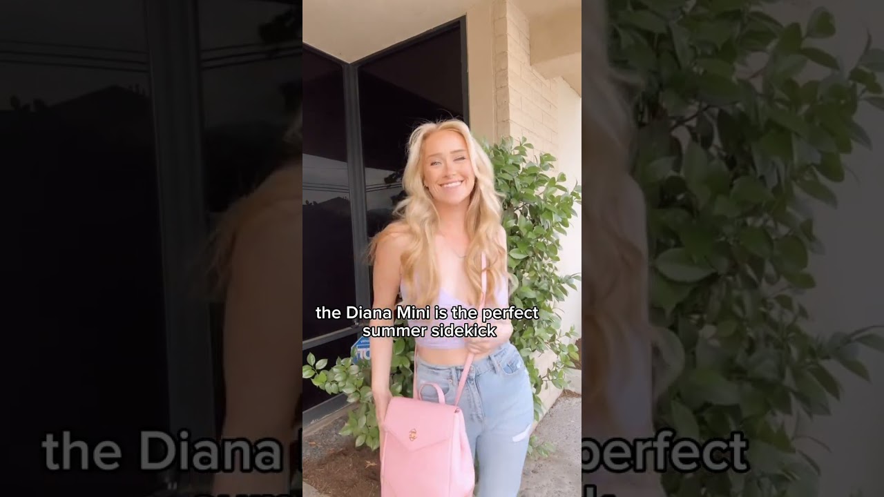 Do you prefer backpack or crossbody for your go to summer bag? 