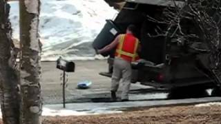 Angry Garbage Man / Müllmann Rastet Aus (Music Version)