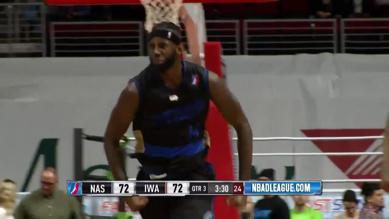 JaKarr Sampson rises for the jam!