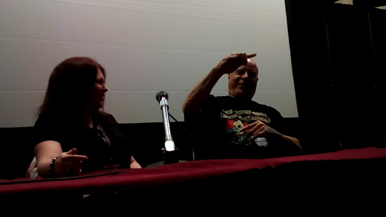 Tony Moran Michael Myers from Halloween one calls Jamie Lee Curtis just a pair of tits