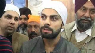 virat kohli at golden temple,ਵਿਰਾਟ ਕੋਹਲੀ ਨੇ ਆਜ ਹਰਿਮੰਦਿਰ ਸਾਹੇਬ ਚ ਮਥਾ ਟੇਕ੍ਯਾ