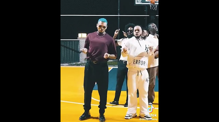 Chris Brown dancing to Unavailable 🔥 check the moves ♨️