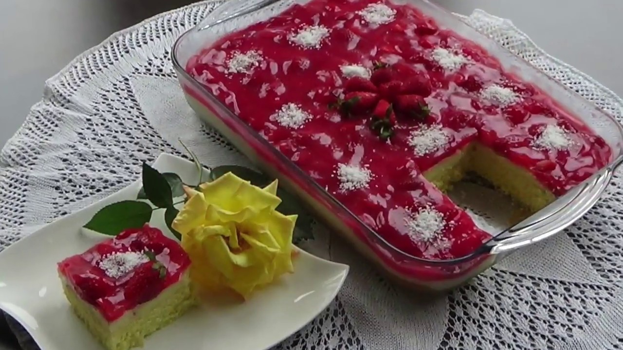 Borcamda çilekli pasta. Hafif ve lezzetli.🍀🍀🍀pratik pasta tarifleri
