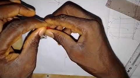 Construction of an Ellipse Using Approximation Method - 2024 WAEC Question 1(B)