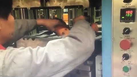 DOUBLE COLOR EVA FOAMING MACHINE