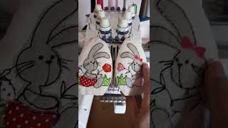 ITH Coppia Coniglietti Applique – Ricamo a macchina