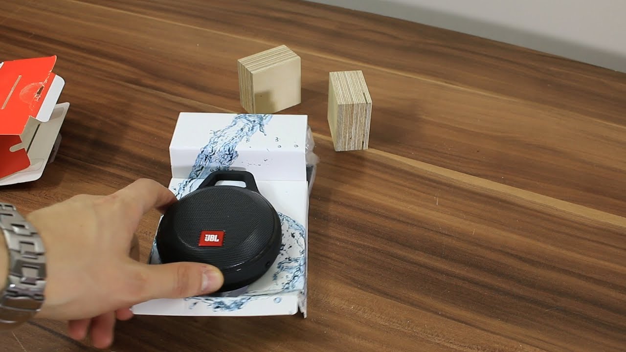 JBL Clip+ speaker unboxing and SPL dB test at 1m distance