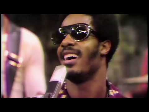 Stevie Wonder - Superstition - Sesame Street 1973 - STEREO HD