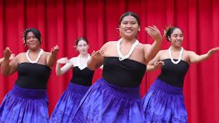 Graceful Hula at Ala Moana | Halau Hula O Leilehua Performs Live [4K]