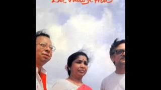 Asha Bhosle - Raat Chup Chaap (1987)
