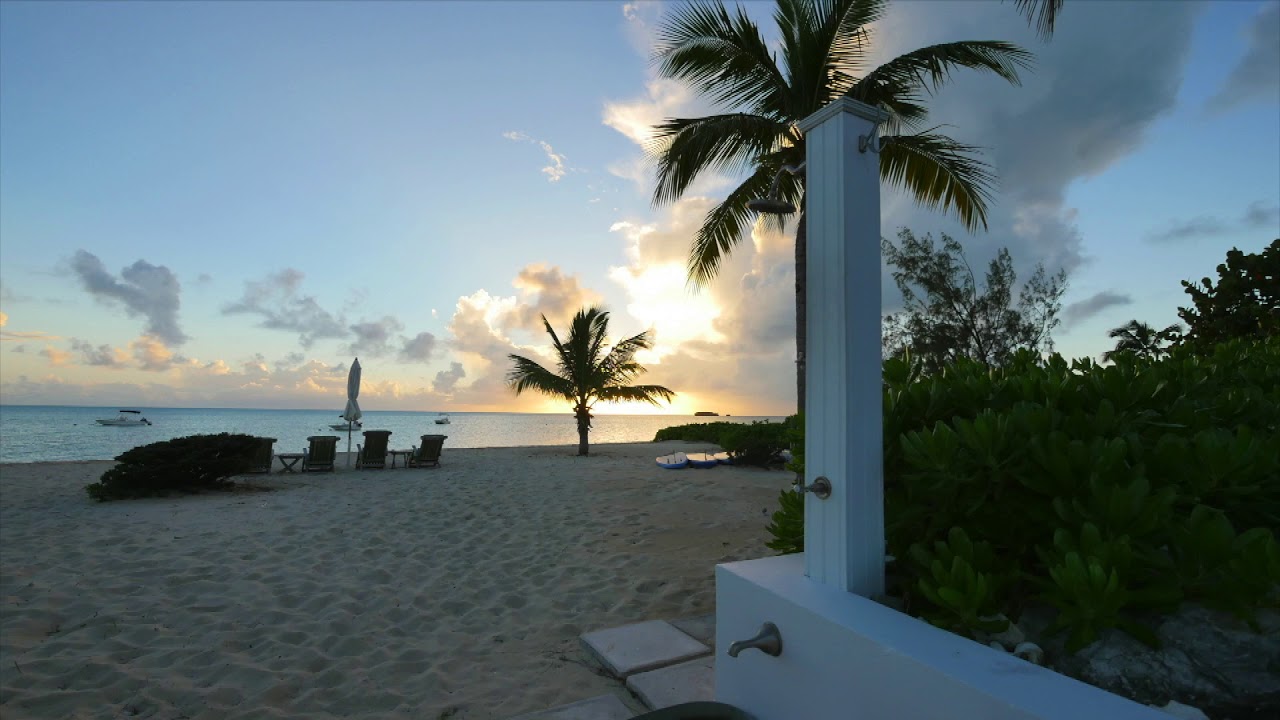 Whymms Villas presents “Sunset House, Sunset Time Lapse” luxury villa