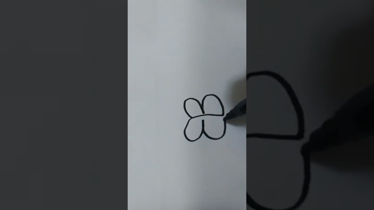 Drawing butterfly using the letter B 