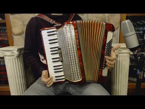 7268 - Red Gold Hohner Concerto II Piano Accordion MM 34 72 $1199